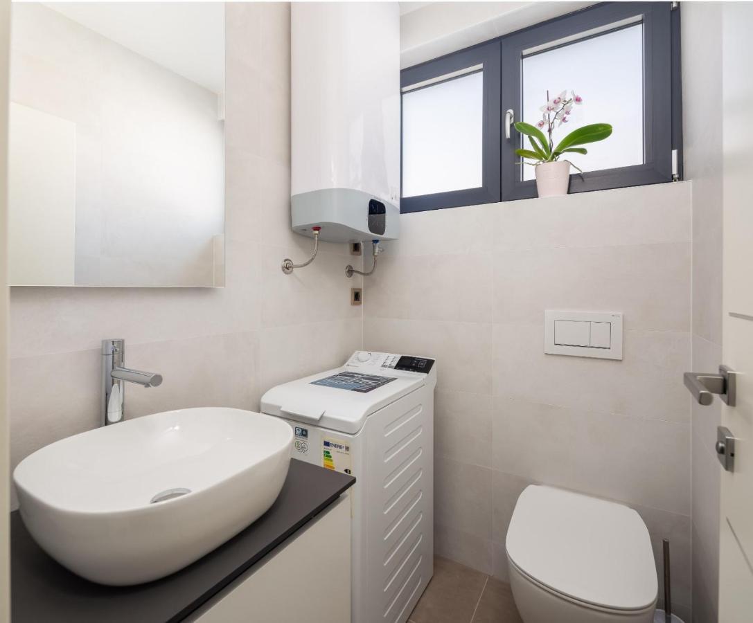 Luxury Apartment Sea Pakoštane Εξωτερικό φωτογραφία